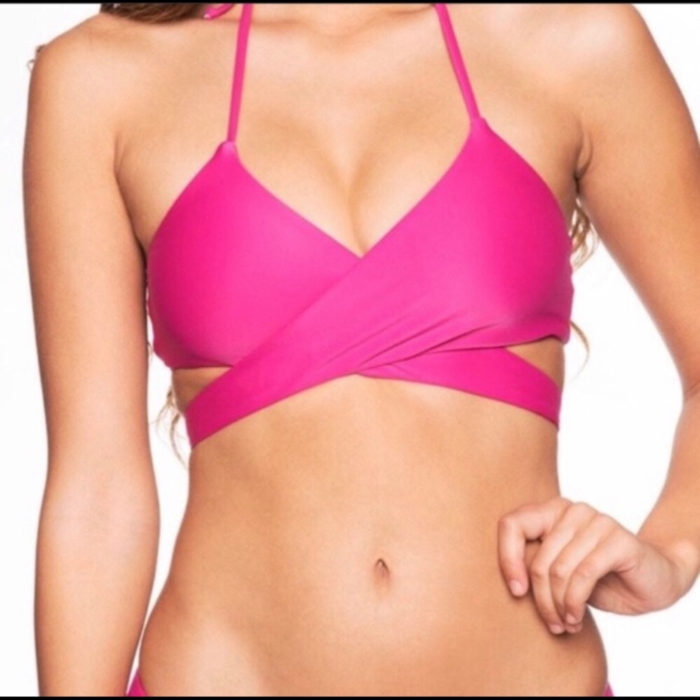 Frankie’s Bikinis Malia Top Raspberry